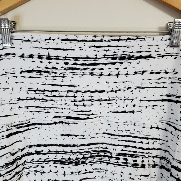 *3/$30 ❤️ 𝅺cynthia Rowley Black & White Midi A Line Skirt Size XL - Picture 5 of 9
